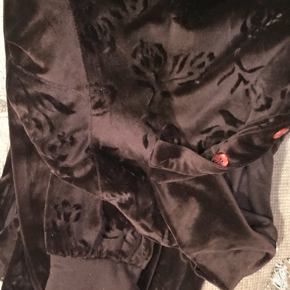 Top - Picture 4 of 6